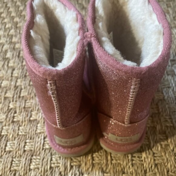 UGG Unisex Child Kids Classic Short II Glitter Fashion Boot in Pink - Picture 10 of 12